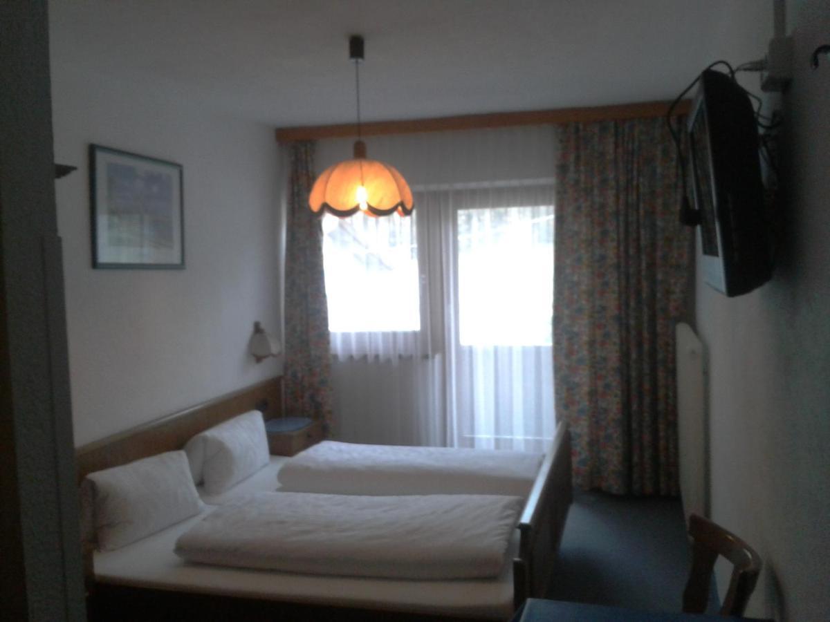 Gaestehaus Riml Längenfeld Chambre photo
